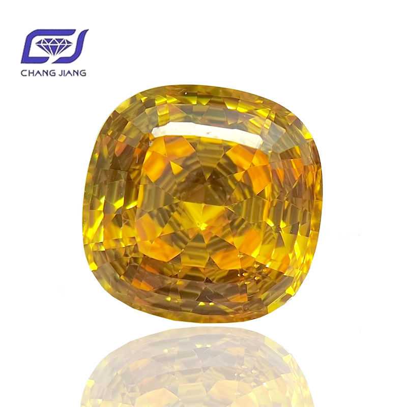 GOLDEN YELLOW CZ -Pyramid cut